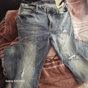 Aerapostal Men's Distressed Blue Jeans